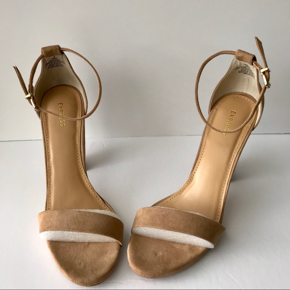 Express Sandals - Picture 6 of 8